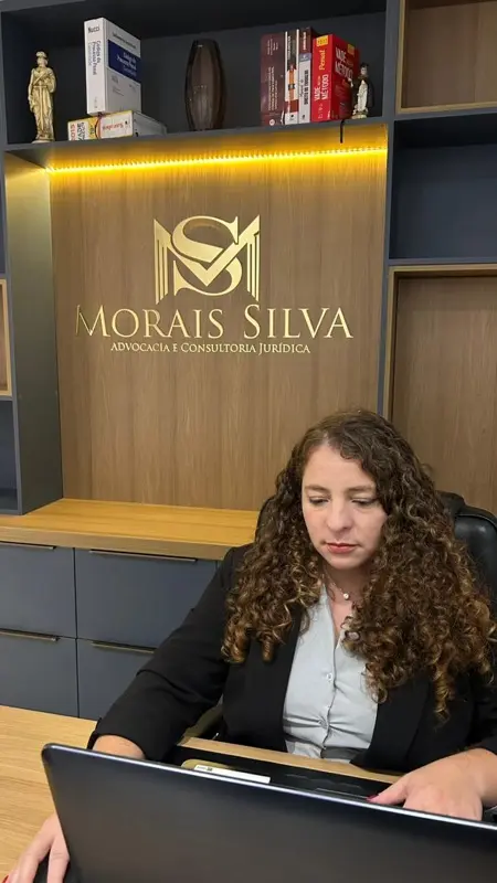 Dra. Amanda Morais Silva, advogada inscrita na OAB/MG